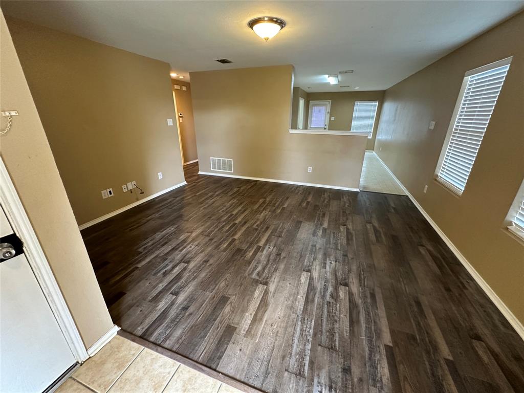 1341 Castle Ridge Road Fort Worth, TX 76140 - Photo 3 of 15 Gallery Image 3