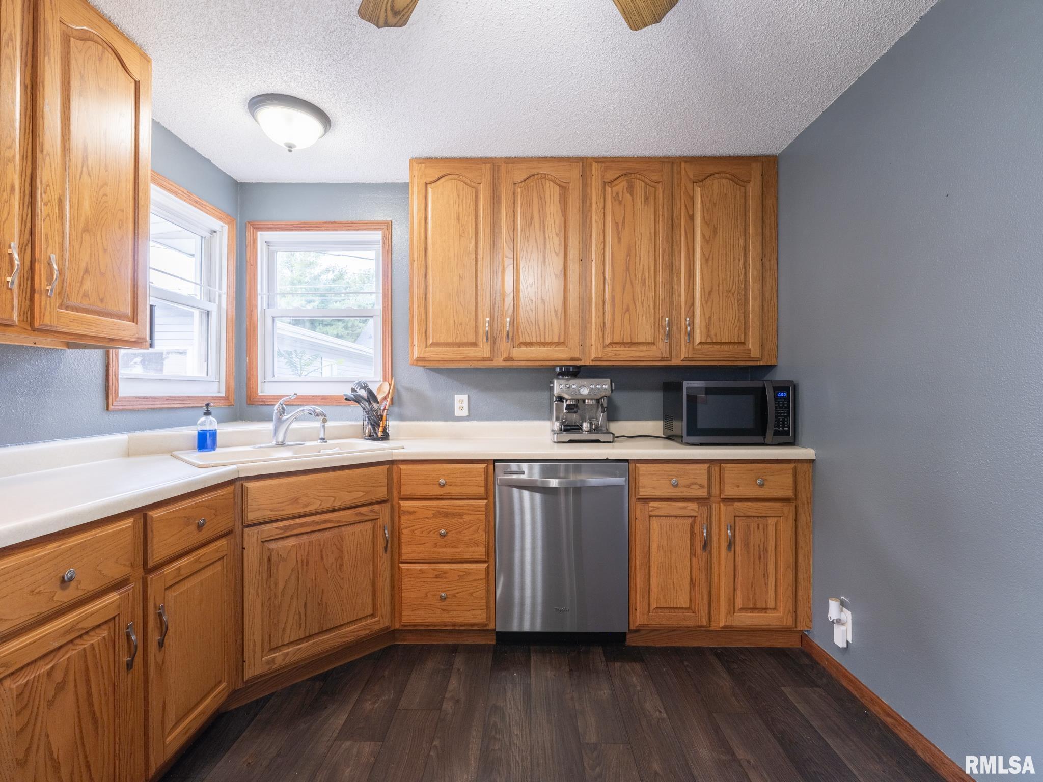 1307 State Street Pekin, IL 61554 - Photo 20 of 50