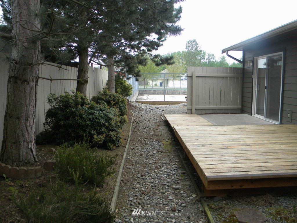 821 A South Laventure Road Mount Vernon, WA 98274 - Photo 8 of 9 Gallery Image 8