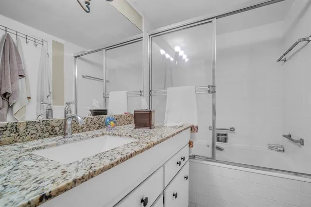 $310,000 | 800 Northeast 195th Street, Unit 601, Miami, FL 33179