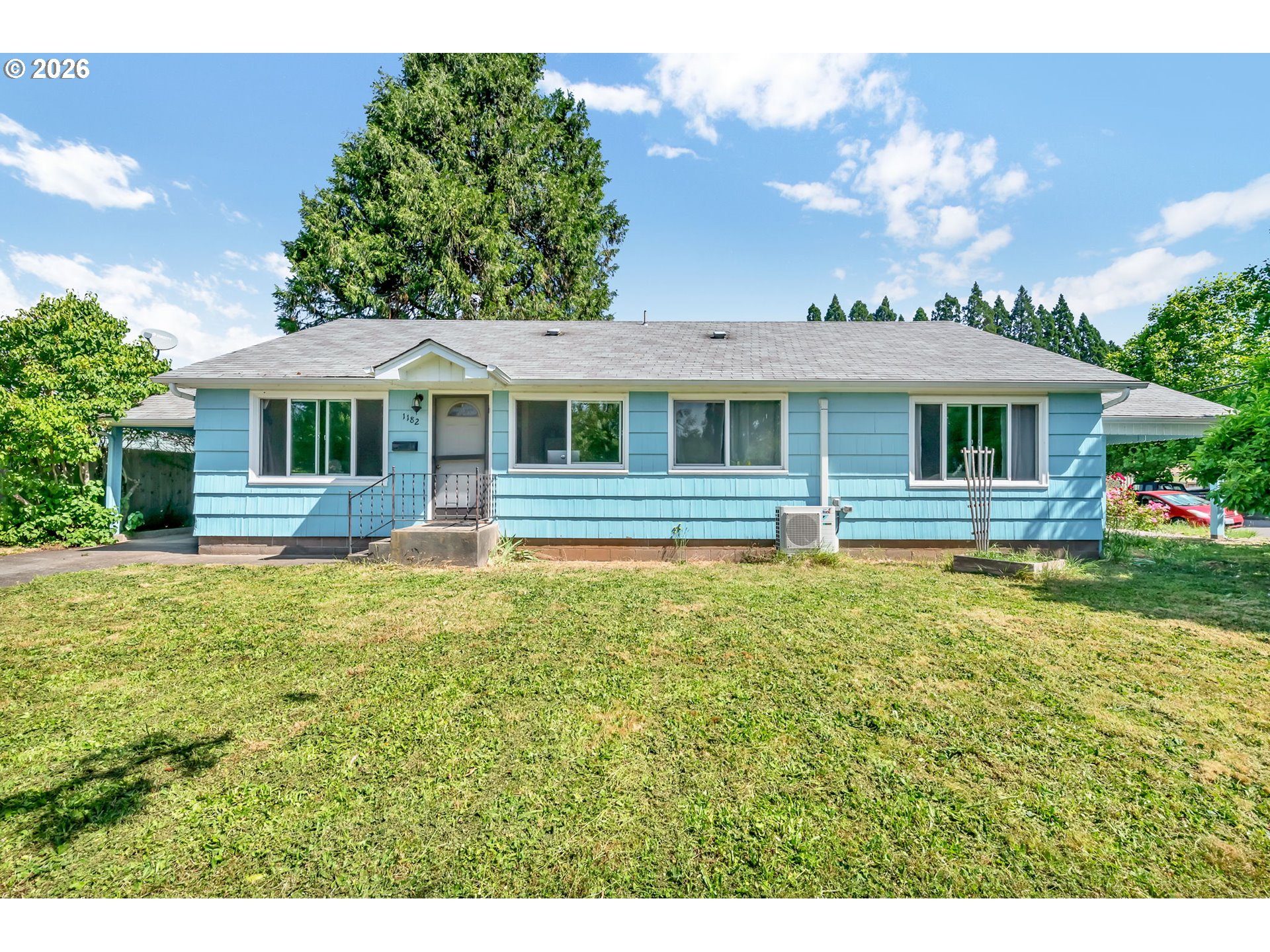 1182 F Street Springfield, OR 97477 - Photo 3 of 26