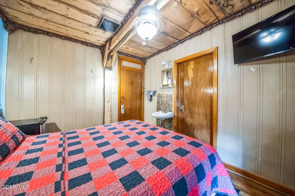 $1,490,000 | 104 2nd Street, Kremmling, CO 80459
