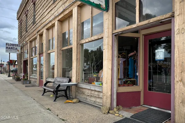 $1,490,000 | 104 2nd Street, Kremmling, CO 80459