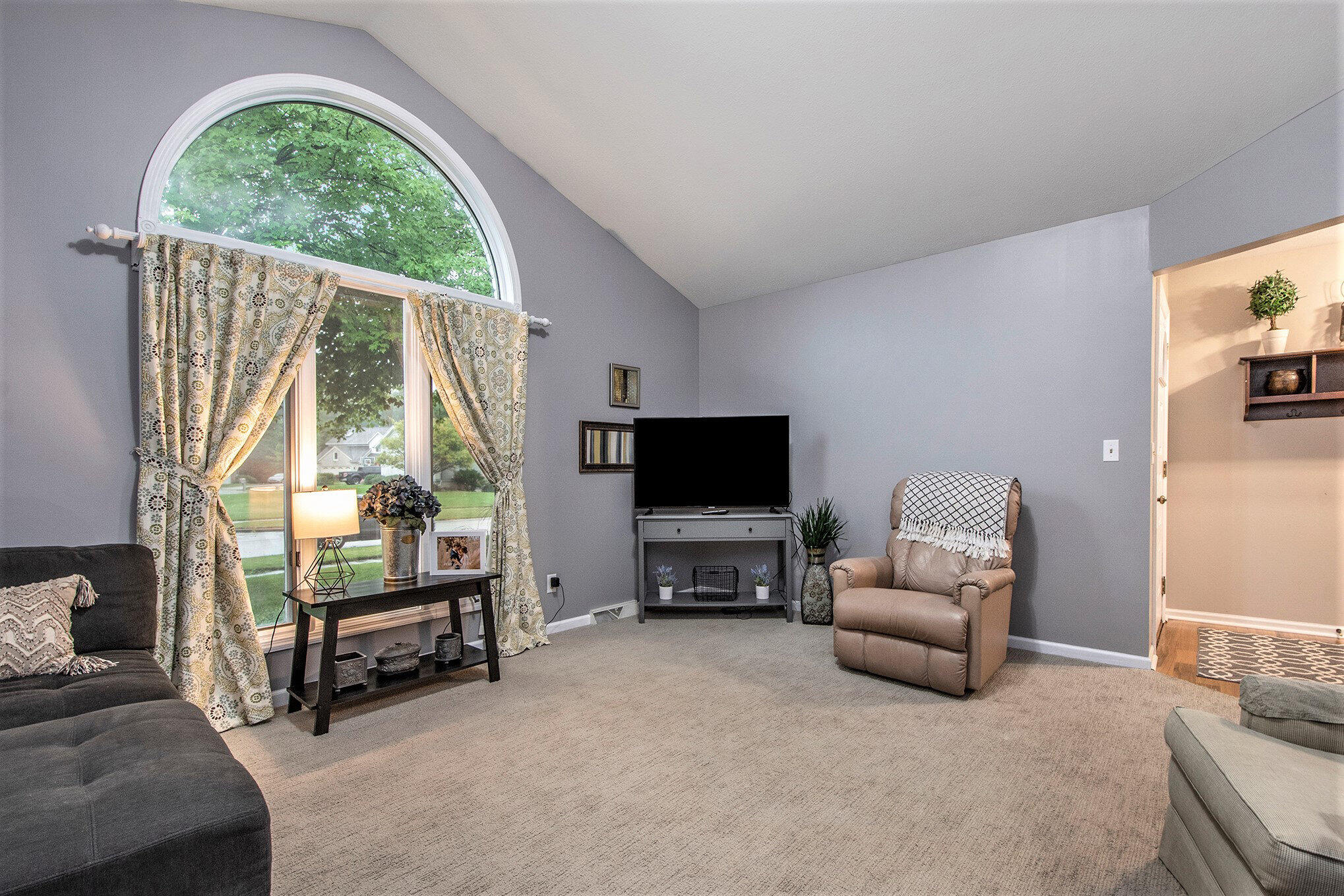 8631 Ridgebluff Drive Southwest Byron Center, MI 49315 - Photo 7 of 39 007_dsc_0468