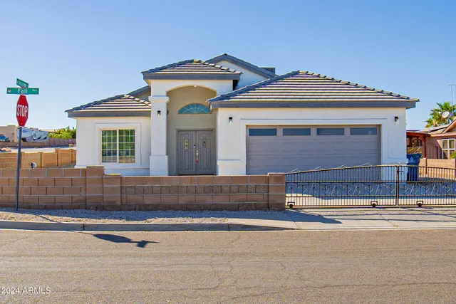 $318,900 | 10294 South Fall Avenue, Yuma, AZ 85365