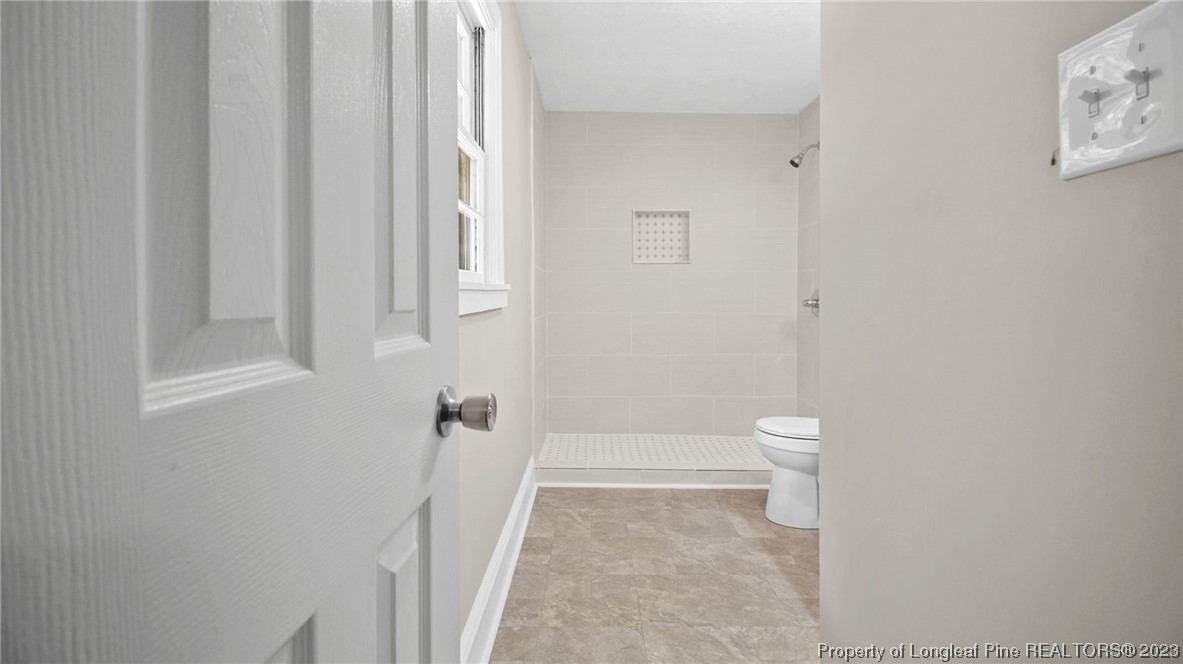 1229 Middle Road Fayetteville, NC 28312 - Photo 23 of 39 Gallery Image 23