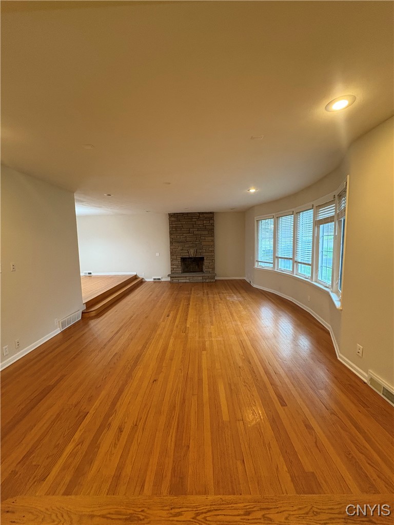 215 Locksley Road Syracuse, NY 13224 - Photo 11 of 26