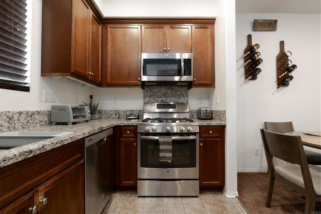 2860 Athens Road, Unit 6 Chula Vista, CA 91915 - Photo 6 of 23