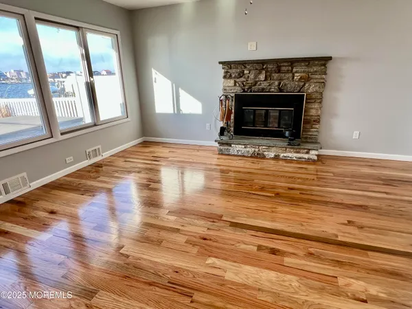 $4,000 | 517 Bayview Drive, Toms River, NJ 08753