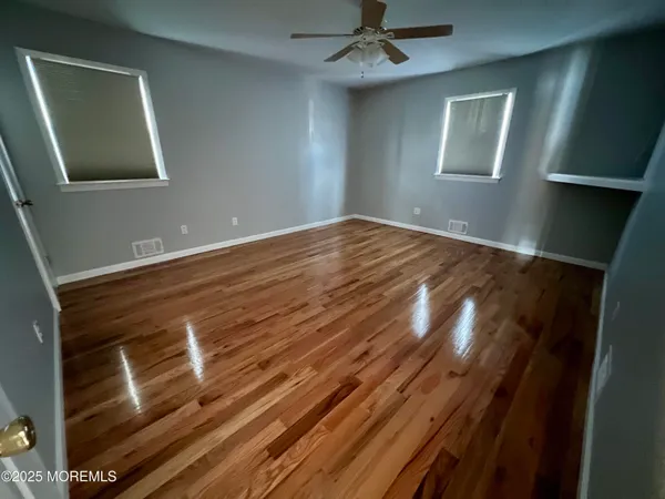 $4,000 | 517 Bayview Drive, Toms River, NJ 08753