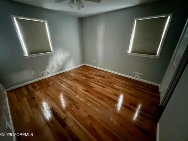 $4,000 | 517 Bayview Drive, Toms River, NJ 08753