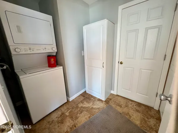 $4,000 | 517 Bayview Drive, Toms River, NJ 08753