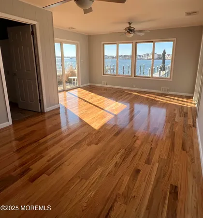 $4,000 | 517 Bayview Drive, Toms River, NJ 08753