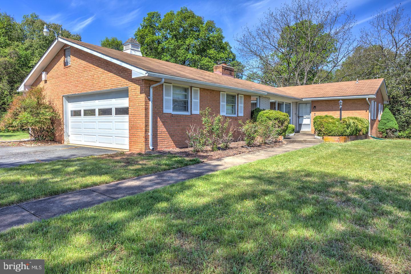 13640 Aden Road Nokesville, VA 20181 - Photo 4 of 32