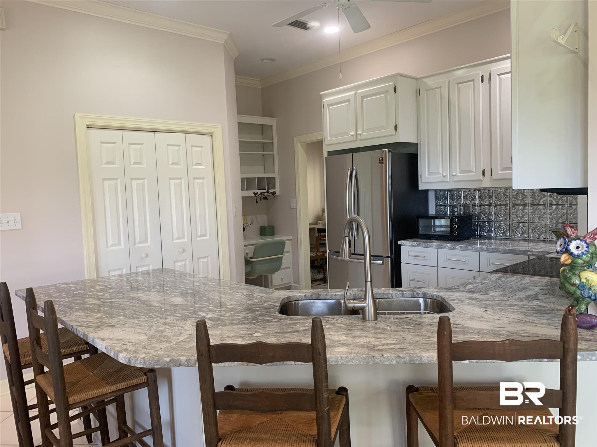 8136 Bay View Drive Foley, AL 36535 - Photo 11 of 36 Kitchen