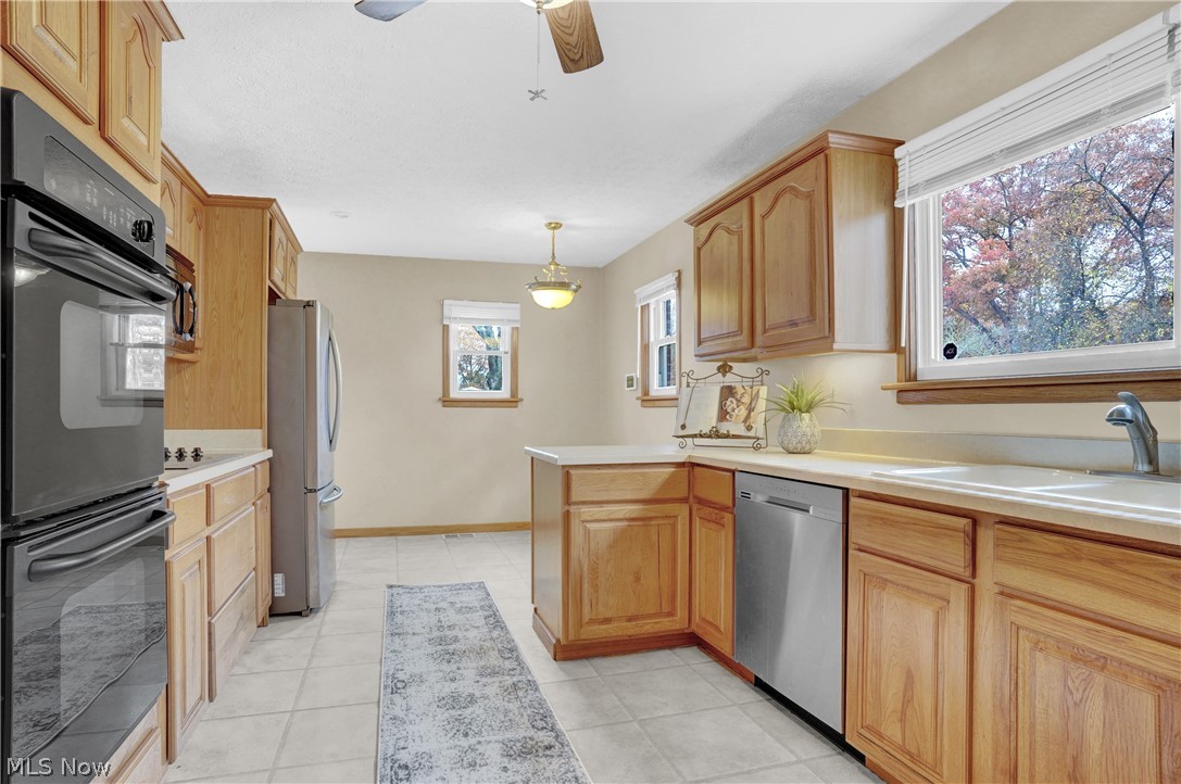 528 Overwood Road Akron, OH 44313 - Photo 11 of 39 Gallery Image 11