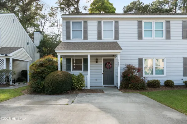 $239,000 | 128 Lullwater Drive, Unit B, Wilmington, NC 28403