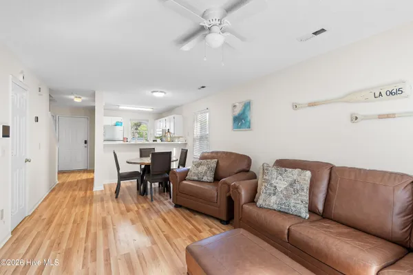 $239,000 | 128 Lullwater Drive, Unit B, Wilmington, NC 28403