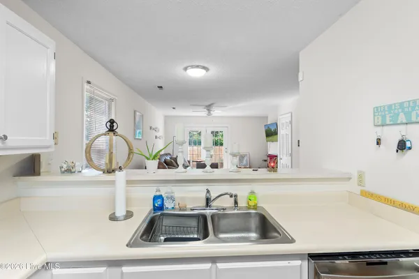 $239,000 | 128 Lullwater Drive, Unit B, Wilmington, NC 28403