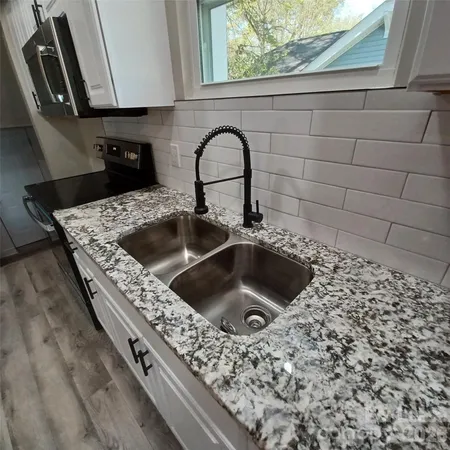 $2,050 | 4211 Major Street, Charlotte, NC 28208