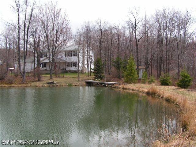 410 Becks Crossing Road Moscow, PA 18444 - Photo 1 of 1 Gallery Image 1