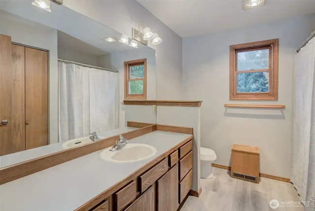 $798,975 | 1819 6th Street Southeast, East Wenatchee, WA 98802