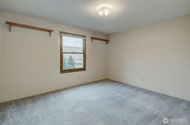 $798,975 | 1819 6th Street Southeast, East Wenatchee, WA 98802