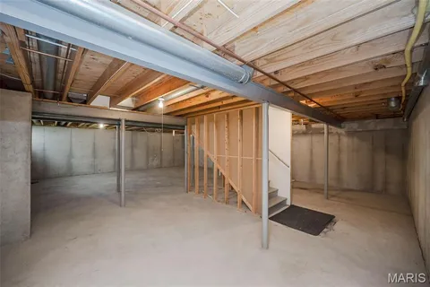 $354,900 | 4212 Stanmoor Drive, St. Louis, MO 63129