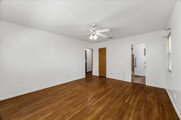 $299,900 | 9623 Vogue Lane, Houston, TX 77080