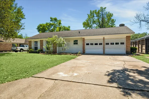 $299,900 | 9623 Vogue Lane, Houston, TX 77080