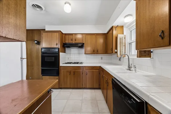 $299,900 | 9623 Vogue Lane, Houston, TX 77080