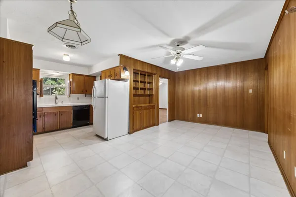 $299,900 | 9623 Vogue Lane, Houston, TX 77080
