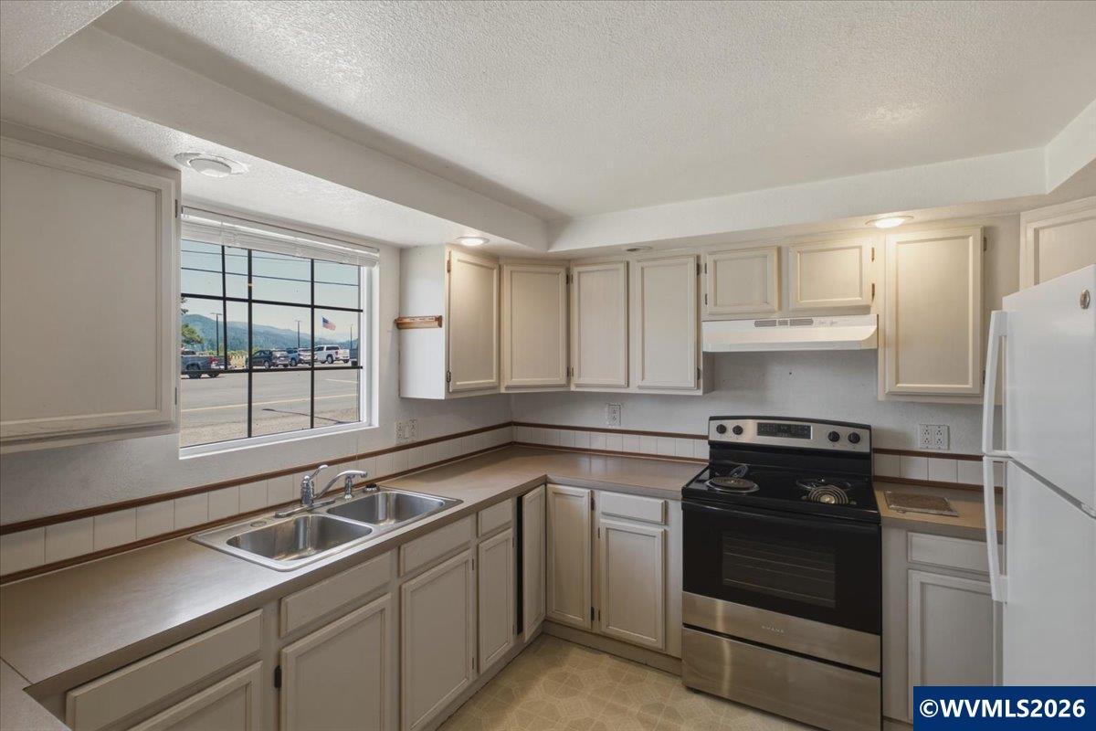 1290 Riggs Hill Road Sweet Home, OR 97345 - Photo 15 of 43