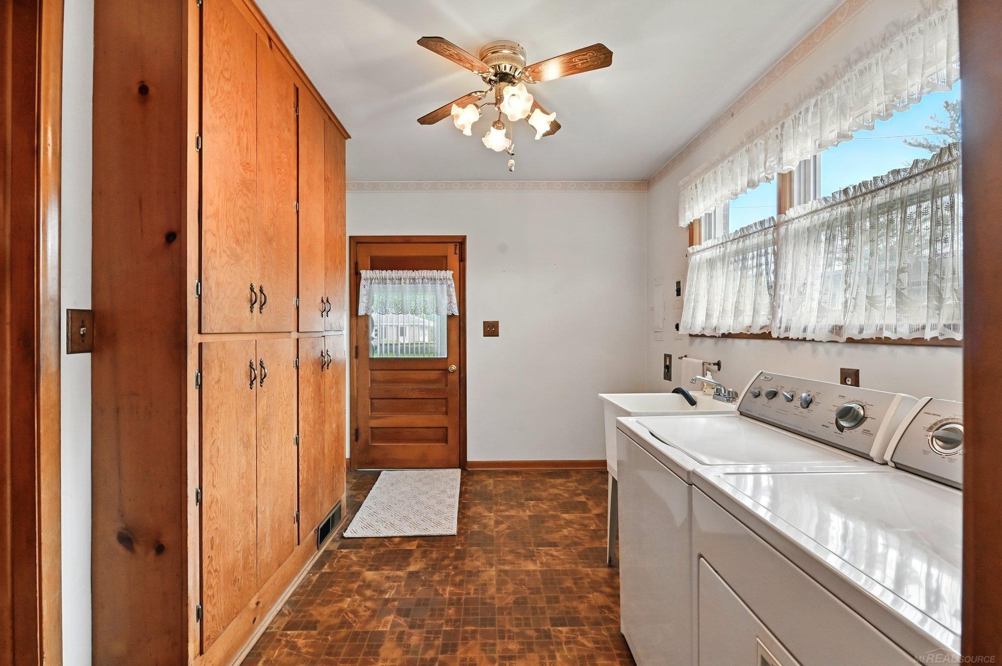 10654 Exeter Road Carleton, MI 48117 - Photo 21 of 29
