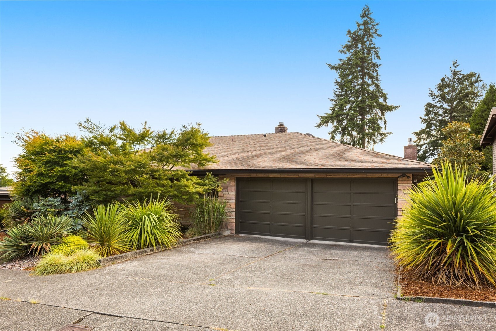 8731 Fauntlee Crest Southwest Seattle, WA 98136 - Photo 34 of 39