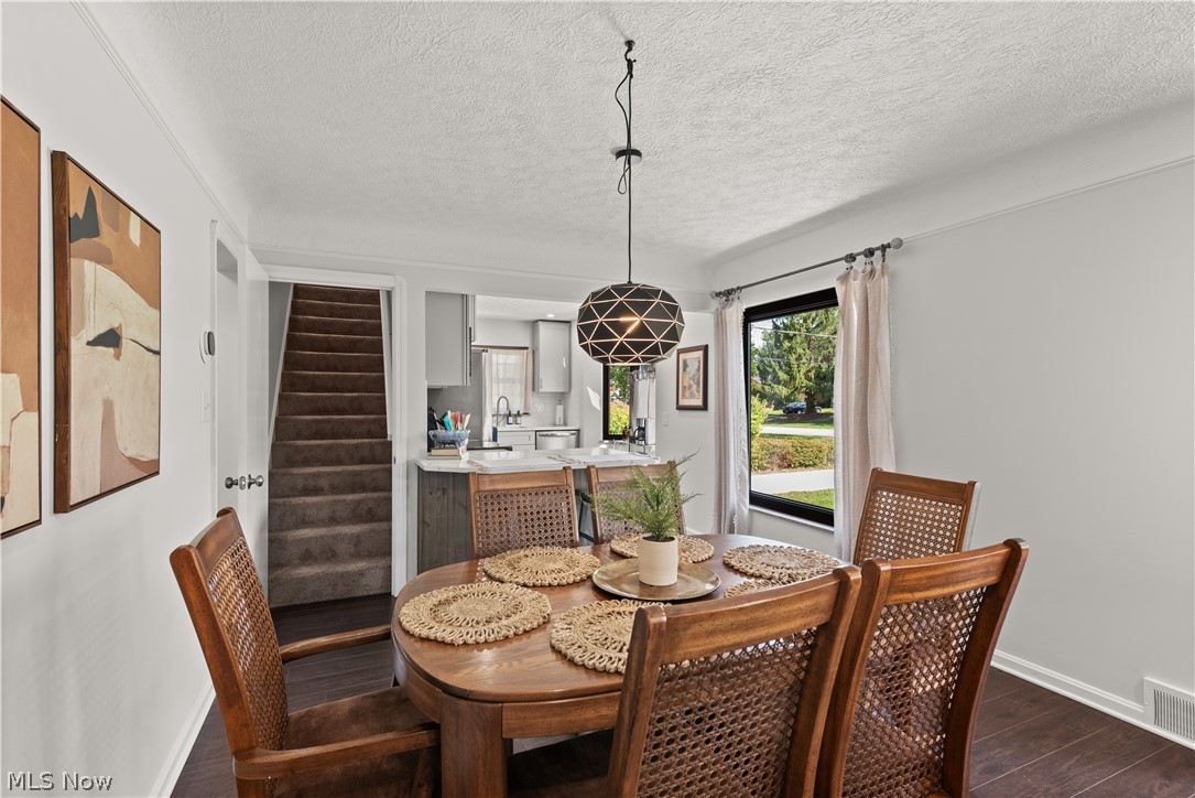 6430 Olde York Road Cleveland, OH 44130 - Photo 13 of 50