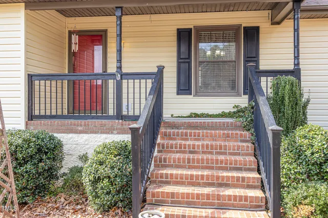 $599,900 | 89 Mt Pleasant Lane, Manson, NC 27553