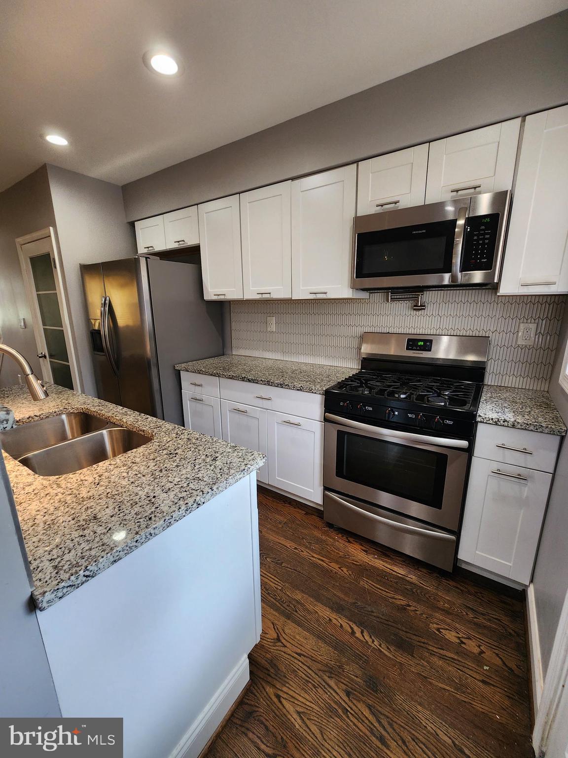 941 North Hill Road Baltimore, MD 21218 - Photo 6 of 15