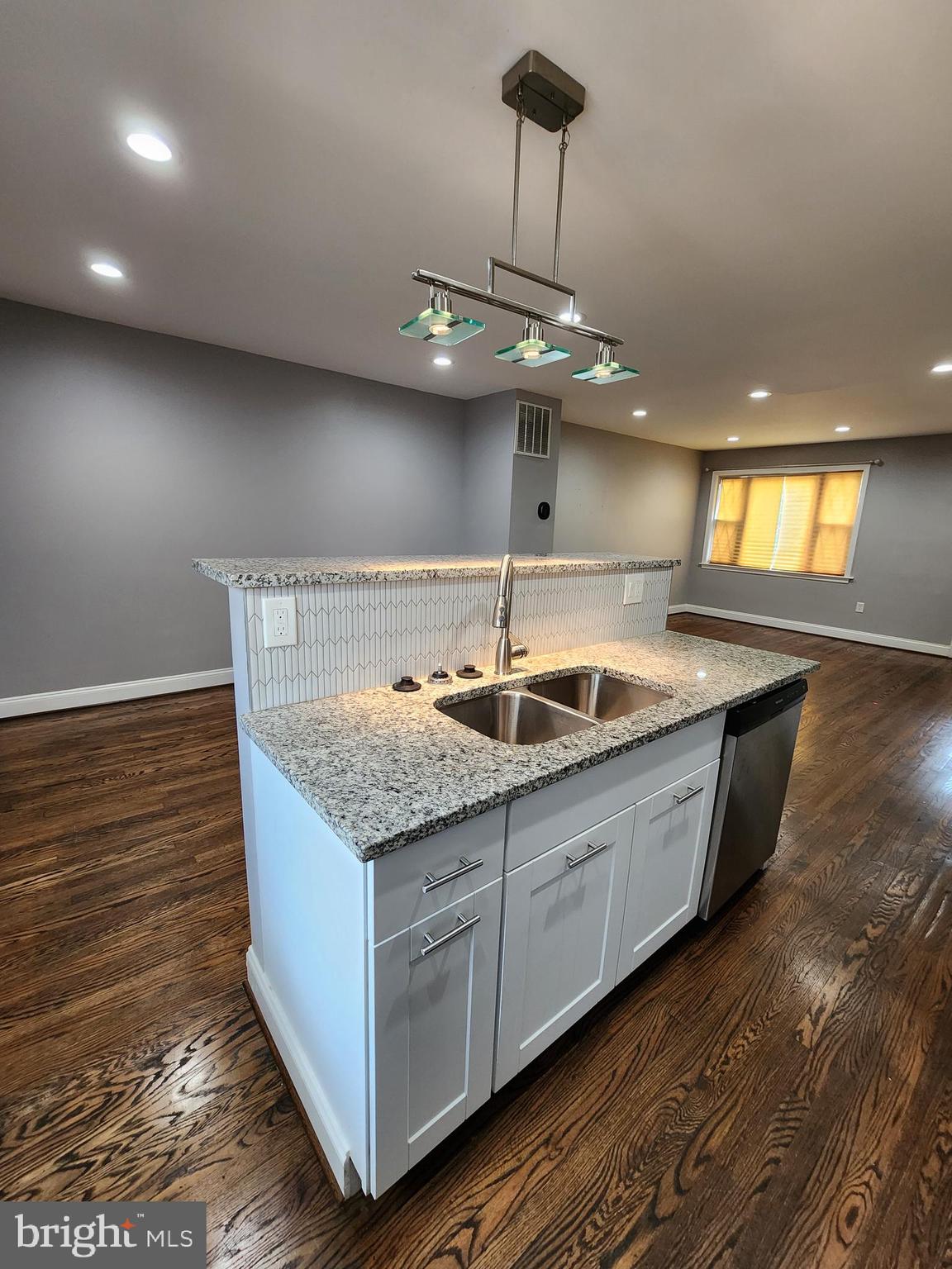941 North Hill Road Baltimore, MD 21218 - Photo 7 of 15