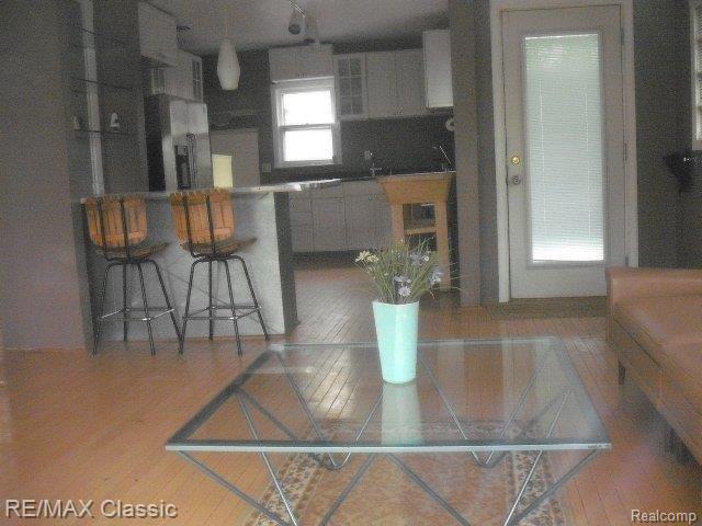 39 Ruth Avenue Pontiac, MI 48341 - Photo 2 of 15 DSCF2306