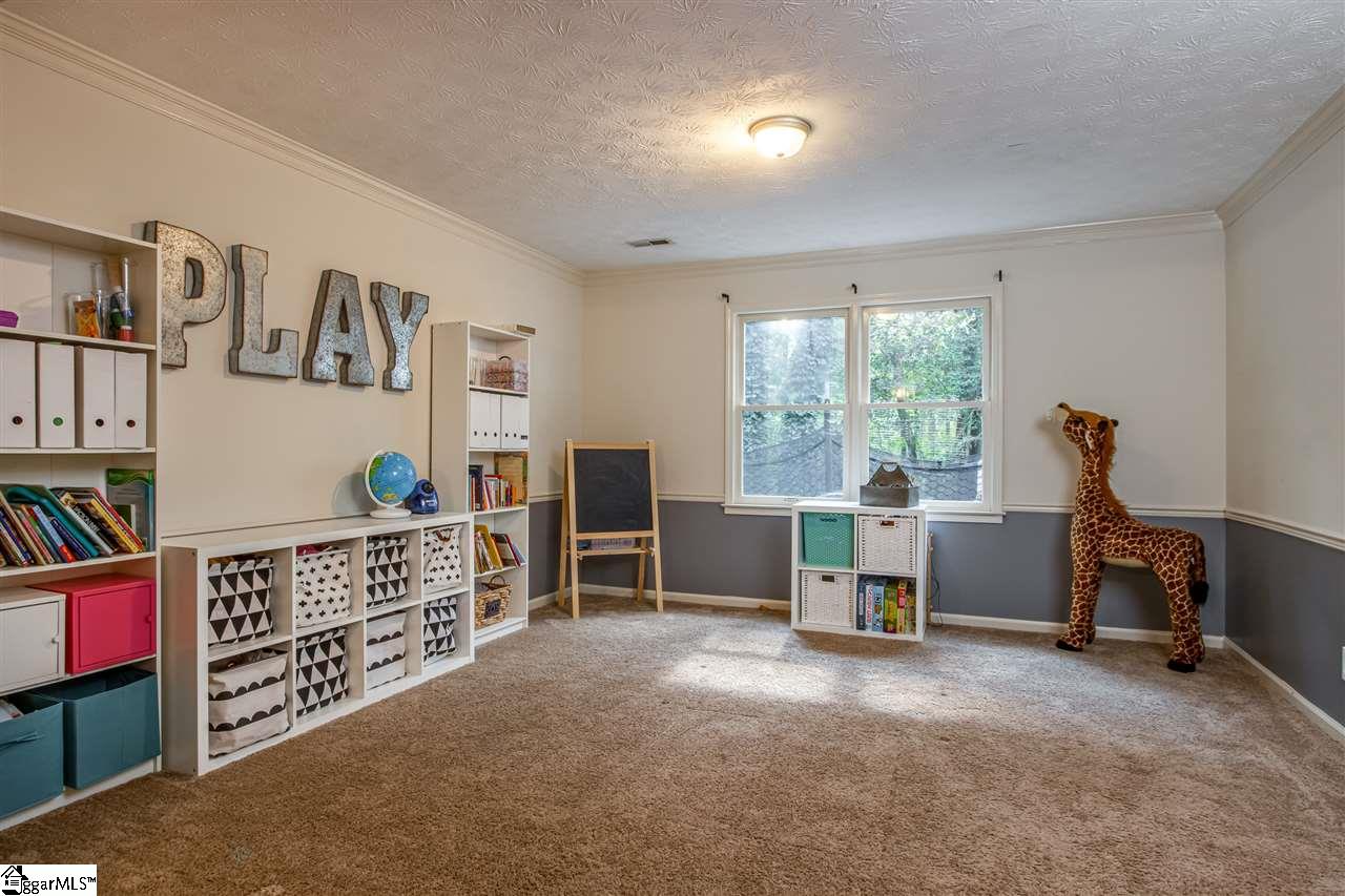 815 Brooks Road Mauldin, SC 29662 - Photo 7 of 35 Gallery Image 7
