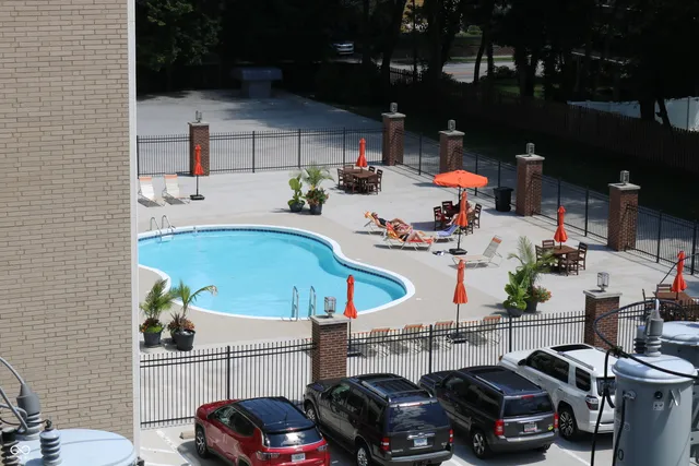 $179,000 | 3965 North Meridian Street, Unit 5J, Indianapolis, IN 46208