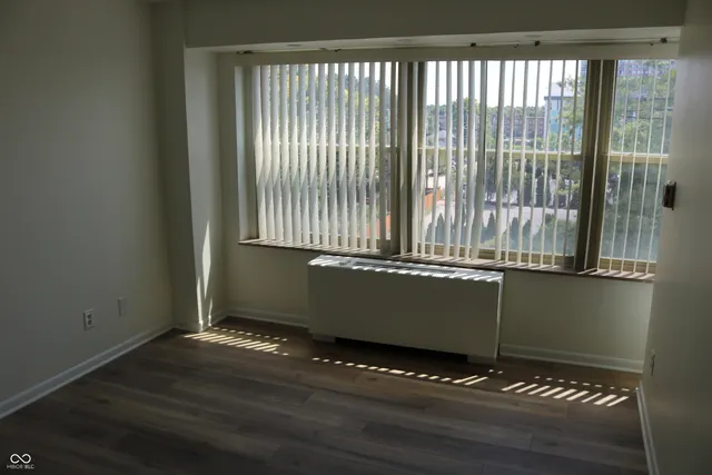 $179,000 | 3965 North Meridian Street, Unit 5J, Indianapolis, IN 46208