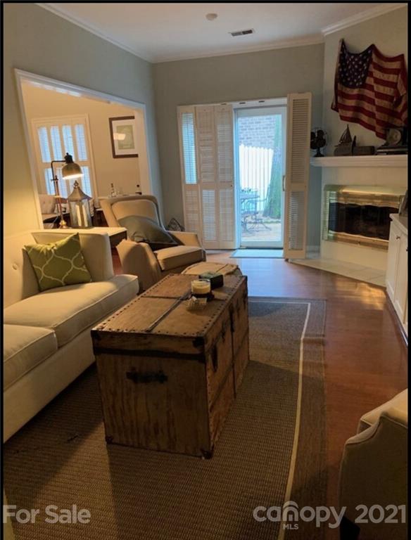 1328 Queens Road Charlotte, NC 28207 - Photo 2 of 14 Gallery Image 2
