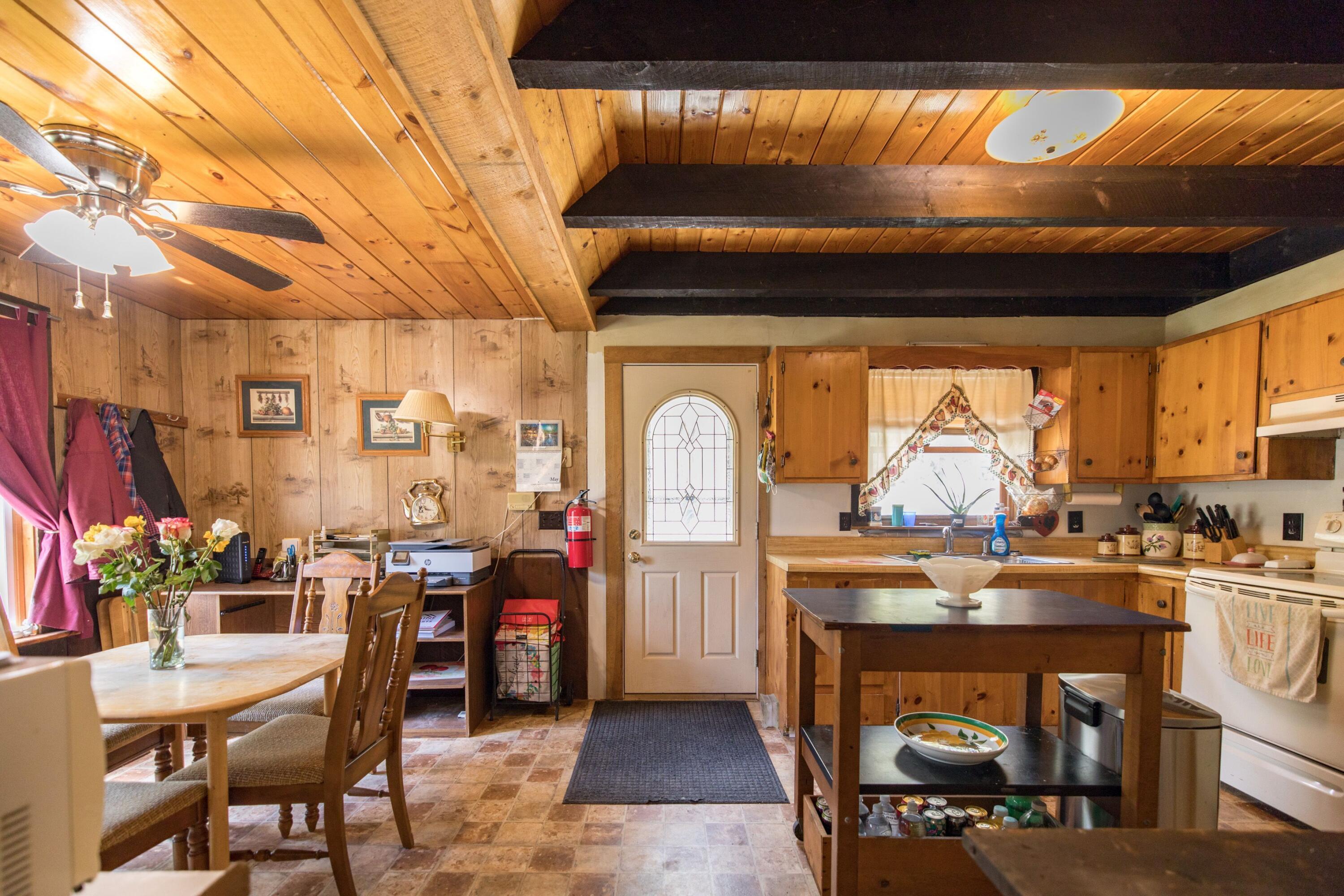 277 Townhouse Road East Waterboro, ME 04030 - Photo 8 of 28 8