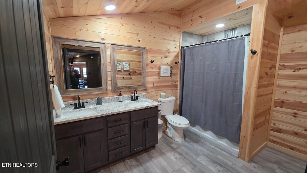 2869 Hatcher Mountain Road Sevierville, TN 37862 - Photo 23 of 43 Bath # 4
