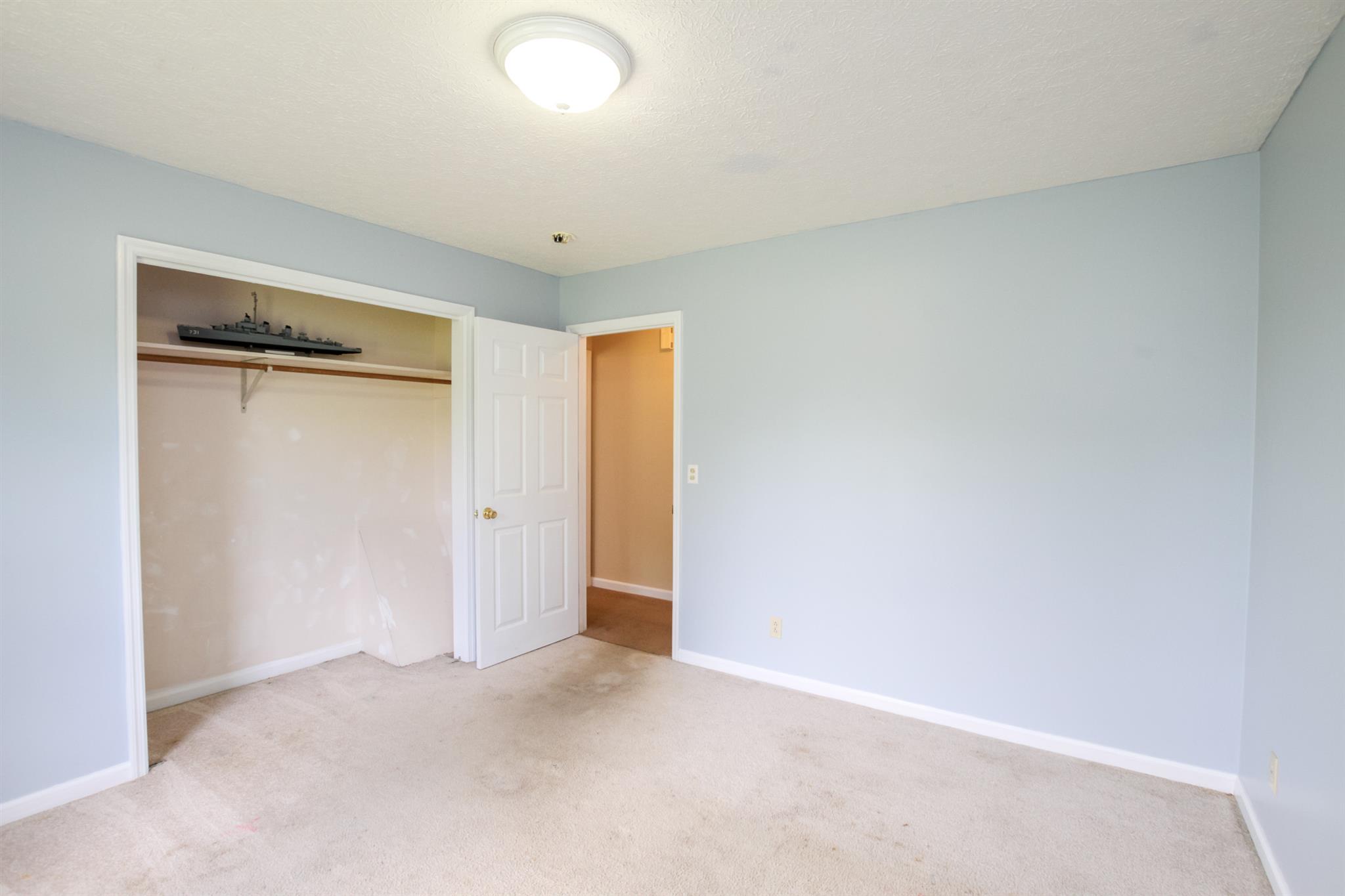 3902 Armstrong Road Springfield, TN 37172 - Photo 18 of 30 a view of an empty room
