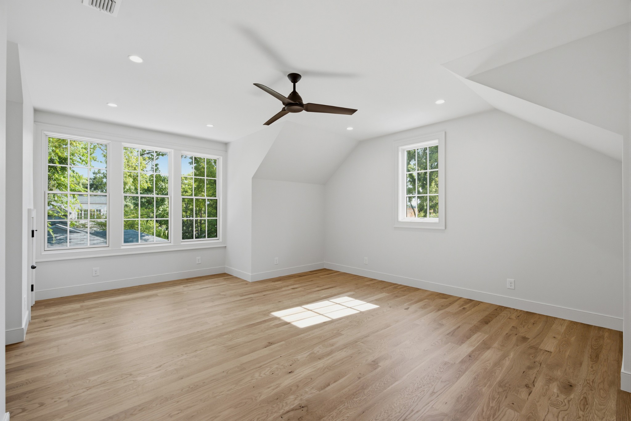 215 Page Road Nashville, TN 37205 - Photo 51 of 89 Gallery Image 51