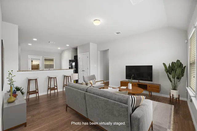 $1,850 | 13024 Tinker Street, Manor, TX 78653