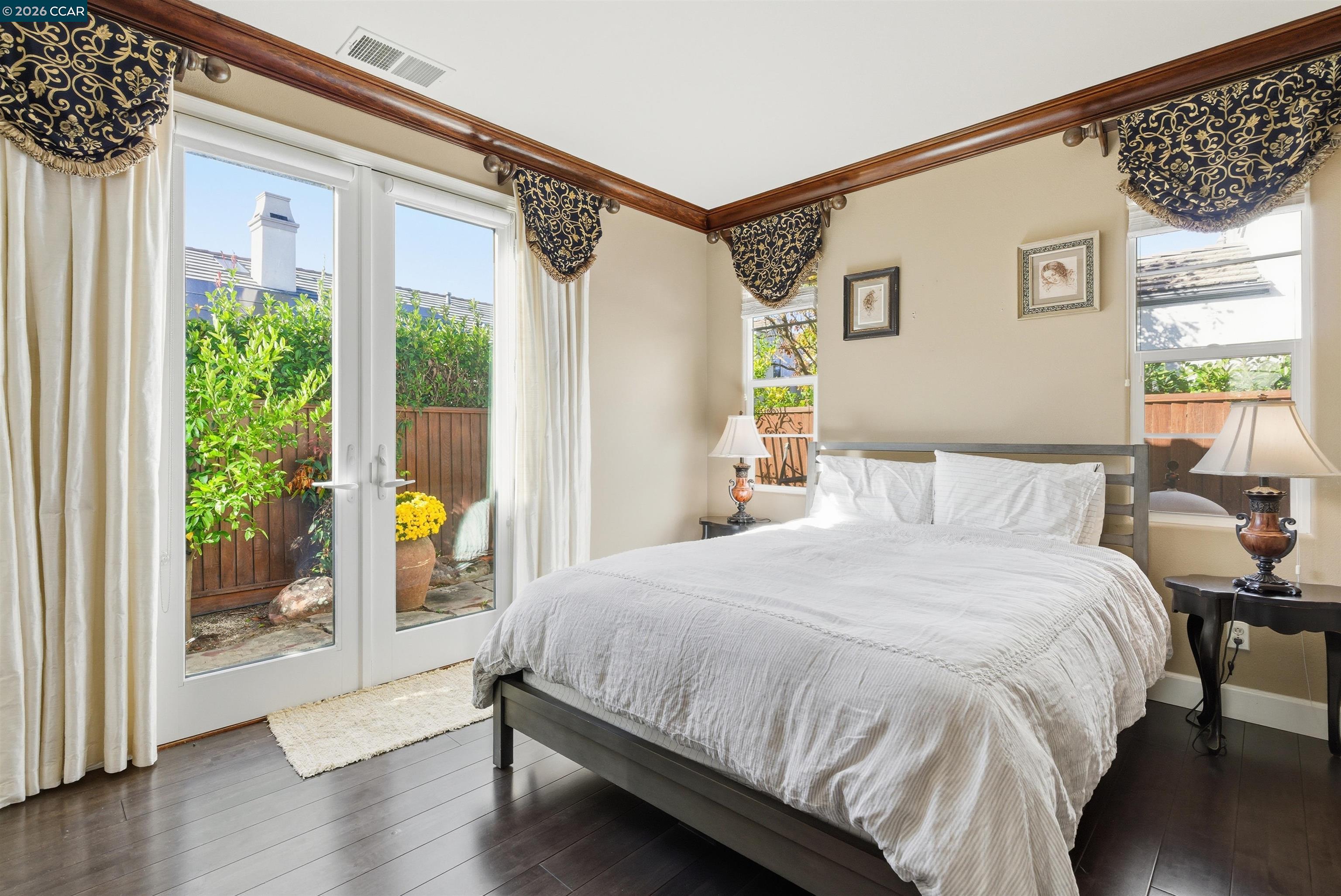 1041 South Wedgewood Road San Ramon, CA 94582 - Photo 25 of 33 a bedroom with a bed window and a mirror